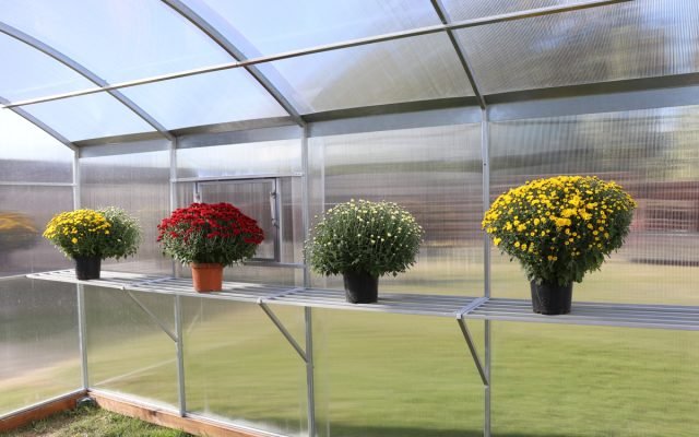 Šiltnamių priedai, šiltnamio įrengimas